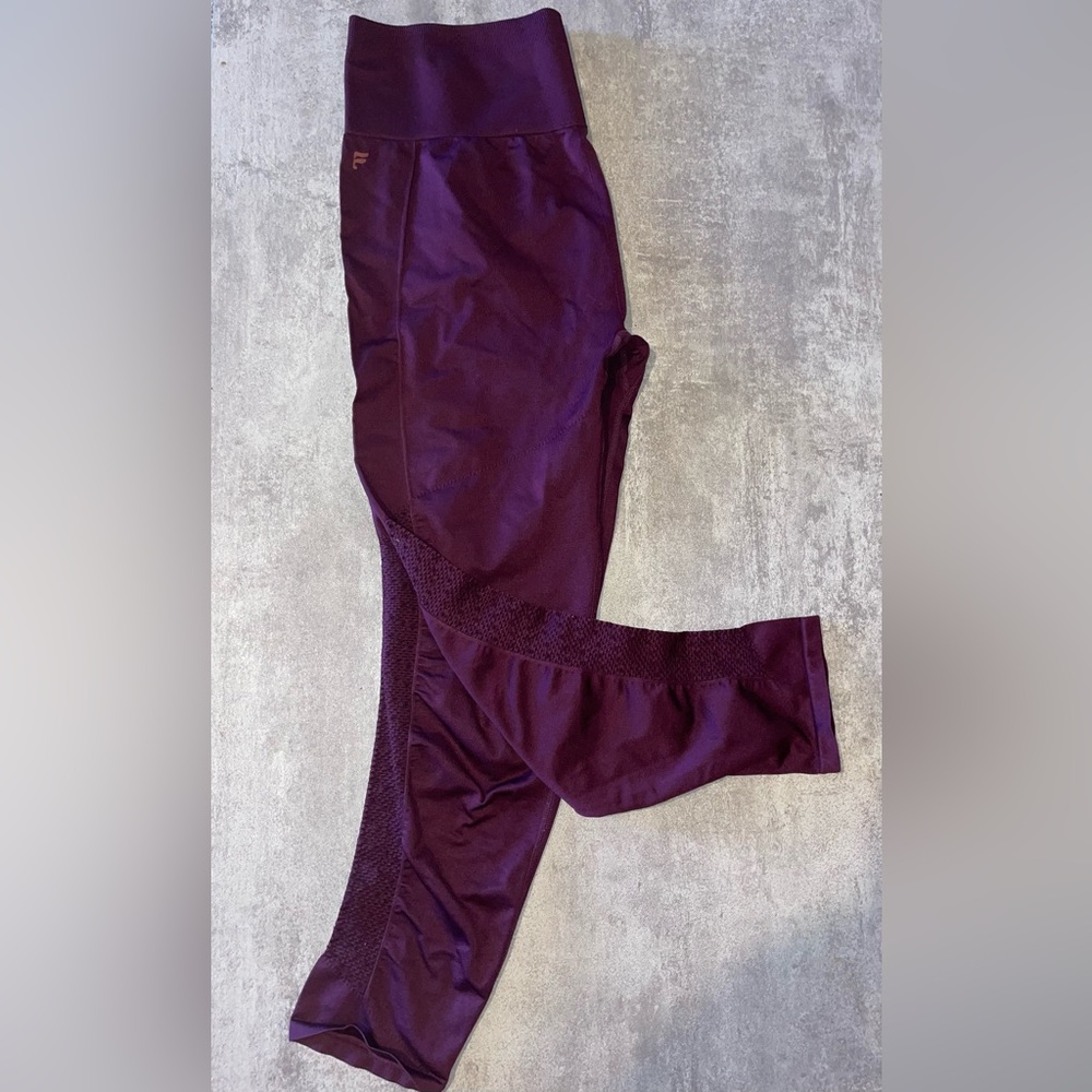 Fabletics Highwaisted Purple Leggings, Size L